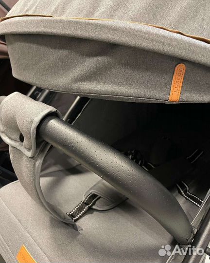 Коляска с перекидной ручкой