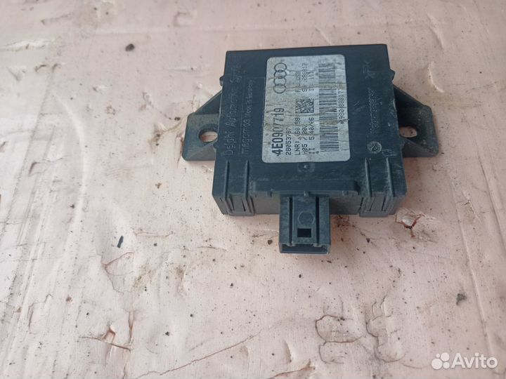 Блок сигнализации Audi A8 D3 4E0907719