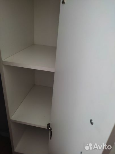 Угловой шкаф