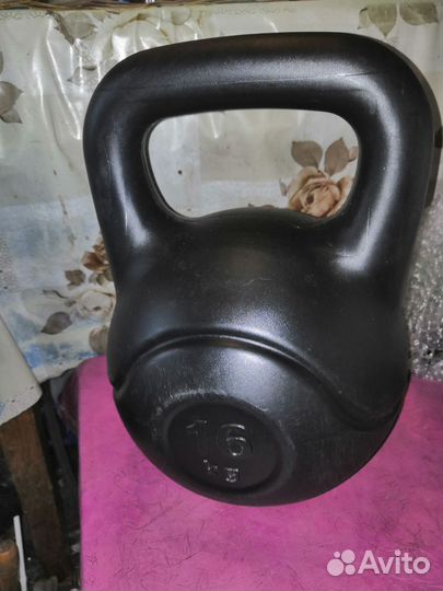 Гири 16кг.Металл. и Полиуретан