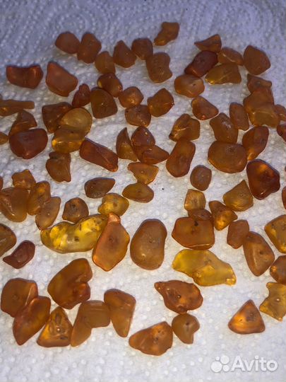 Янтарь от бус