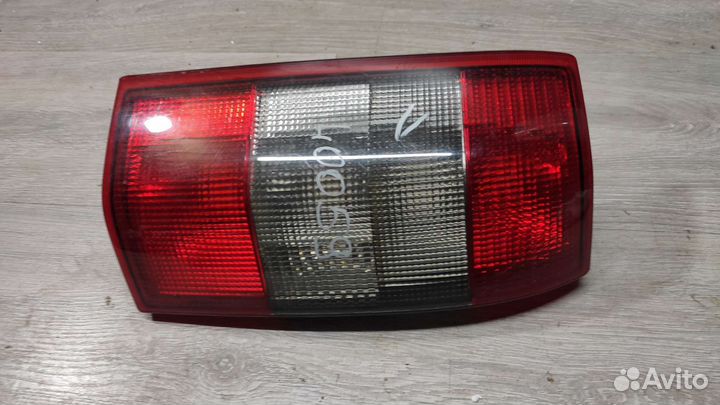 Фонарь задний левый опель омега б универсал