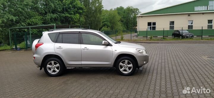 Toyota RAV4 2.0 AT, 2007, 218 000 км