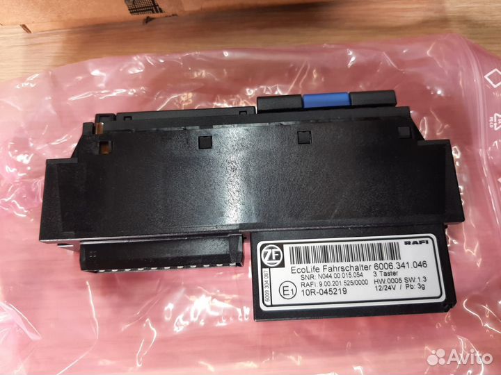 Кнопочный переключатель ZF 6006.341.046