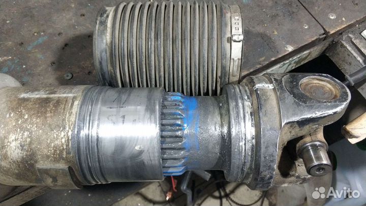 Задний кардан Тойота Тундра