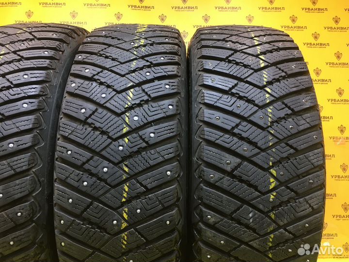 Goodyear UltraGrip Ice Arctic SUV 225/60 R18 104T