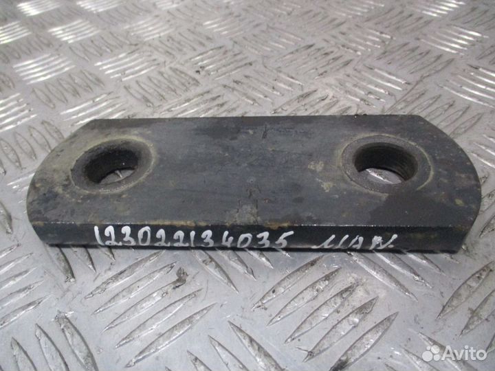 Серьга передней рессоры MAN 81413030080