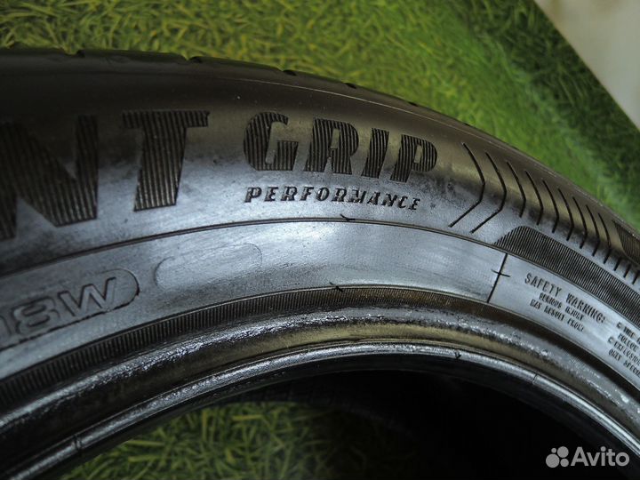 Goodyear EfficientGrip Performance 225/50 R17