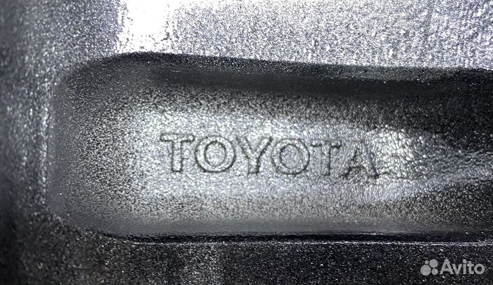 Диски оригинальные Toyota R15 5/114.3 цо. 60.1 мм