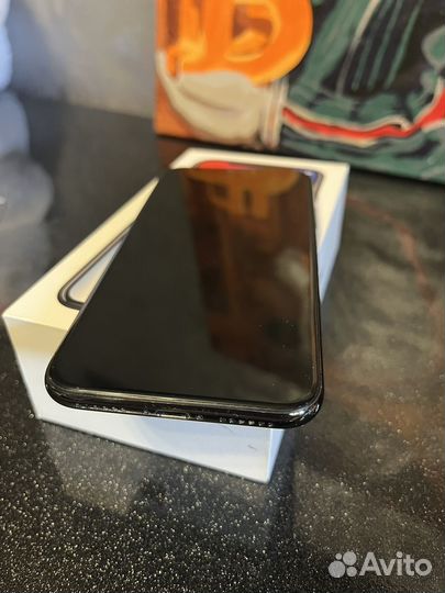 iPhone X, 64 ГБ