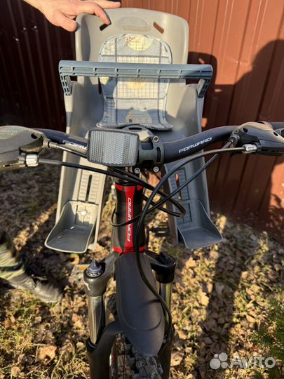 Детское кресло на велосипед переднее