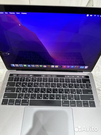 MacBook Pro 13 (2017, четыре порта Thunderbolt 3)