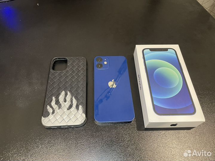 iPhone 12 mini, 64 ГБ