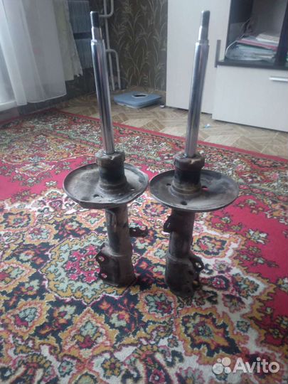 Стойки пеиедние алион zzt 245,22 шток