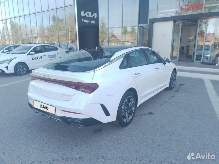 Kia K5 1.6 AT, 2022