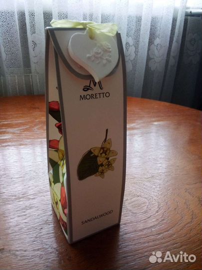 Аромадиффузор с запахом сандалового дерева