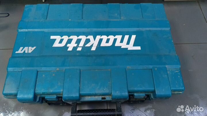 Отбойный молоток makita HR4011C