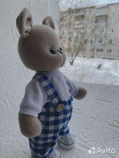 Мишка плюшевый