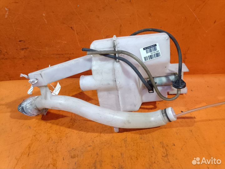 Бачок омывателя Nissan Note E11