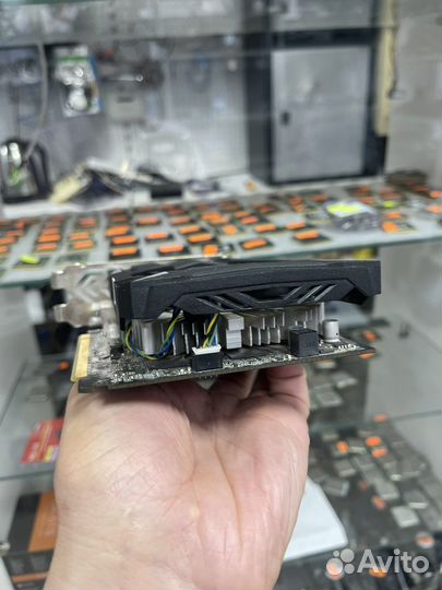Видеокарта ASRock RX560 Phantom Gaming gddr5 2GB