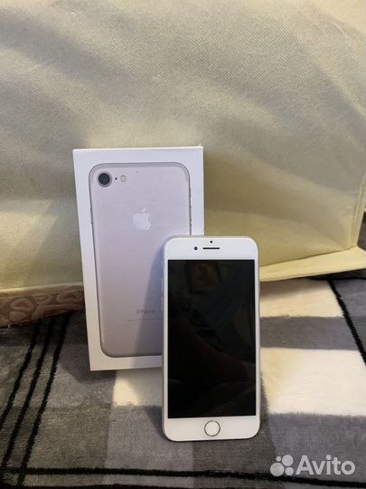 iPhone 7, 128 ГБ