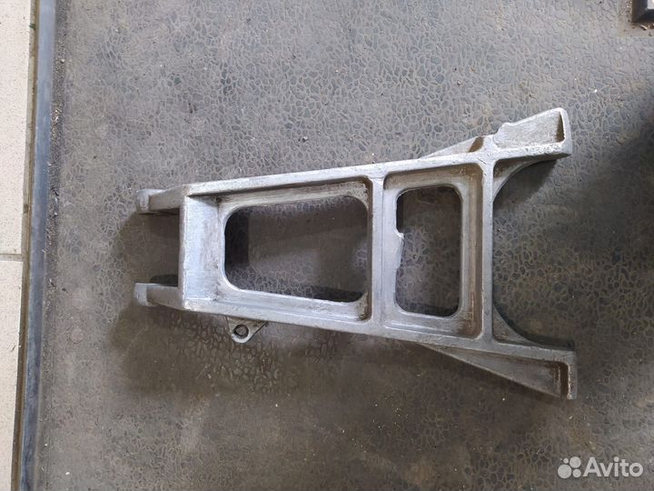 Центральная подножка минск