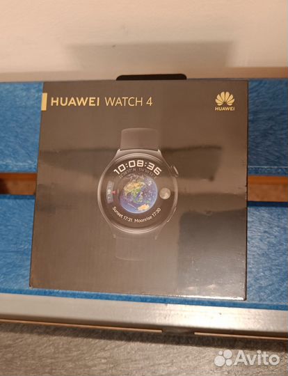 Смарт-часы Huawei Watch 4