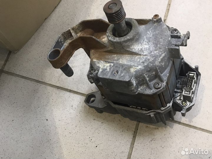 Двигатель стиральной машины Bosch, 6 клемм