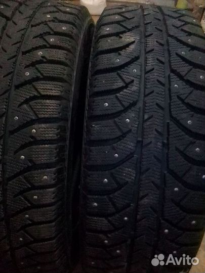 Bridgestone Ice Cruiser 7000 205/65 R15