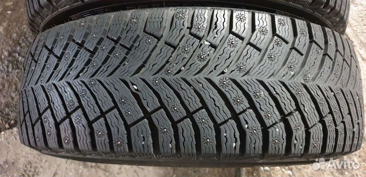 Michelin X-Ice North 4 SUV 225/65 R17 106T