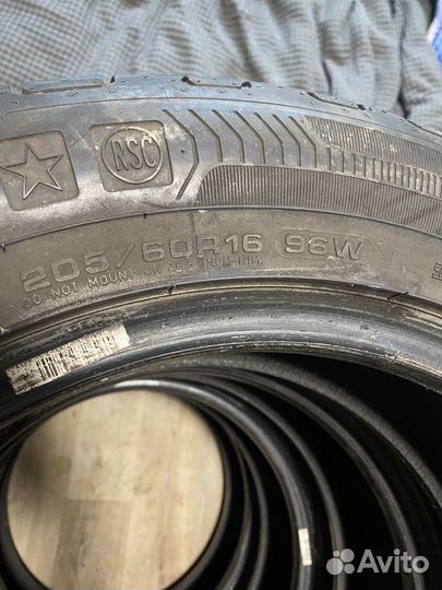 Goodyear EfficientGrip Performance 205/60 R16 96W