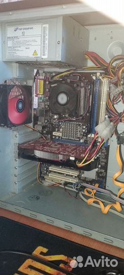 Amd phenom ii x6 1055t GTX550TI