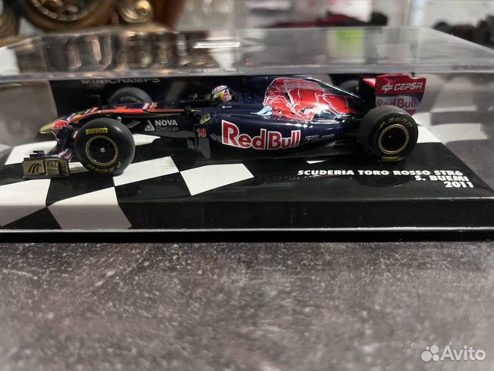 F1 1:43 Formula 1 Minichamps разные