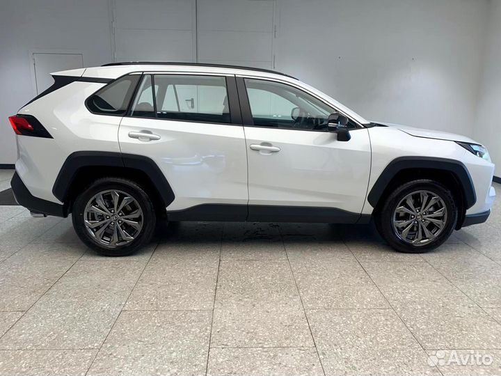 Toyota RAV4 2.0 CVT, 2024