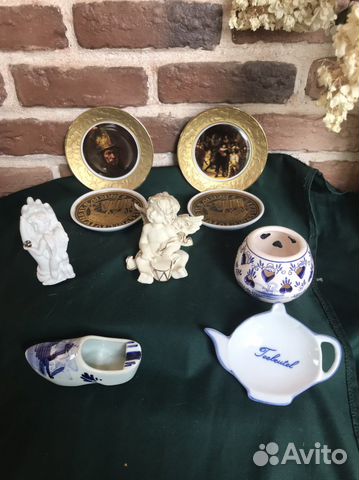 Миниатюрные тарелки, подсвечник Делфт