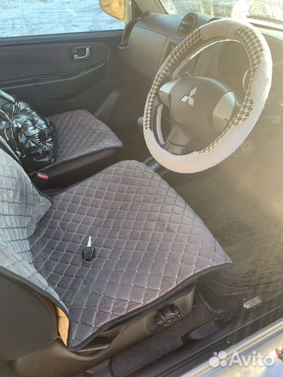 Mitsubishi Pajero Mini 0.7 AT, 2009, 80 000 км