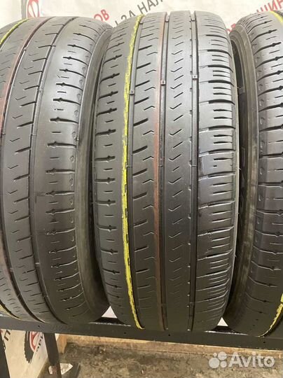 Hankook Radial RA28 205/65 R16C T