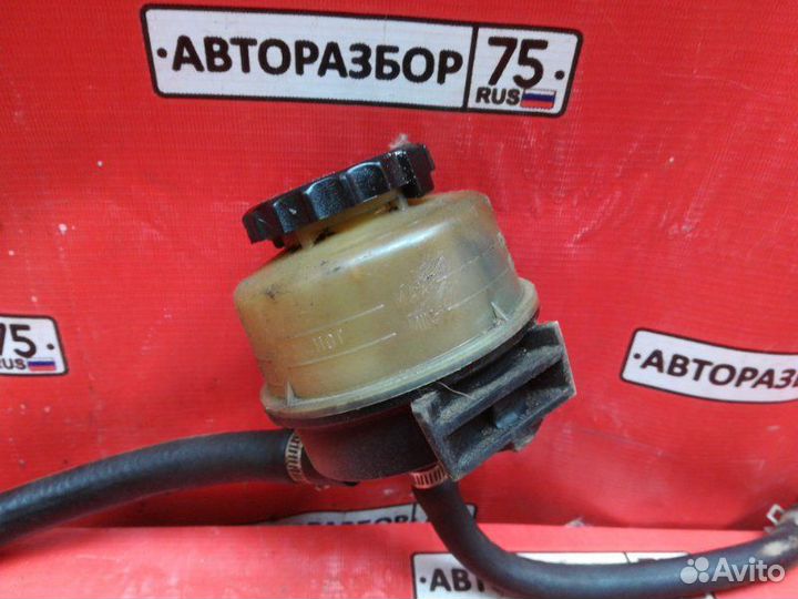 Бачок гур Toyota Vista SV32 3SFE 1993