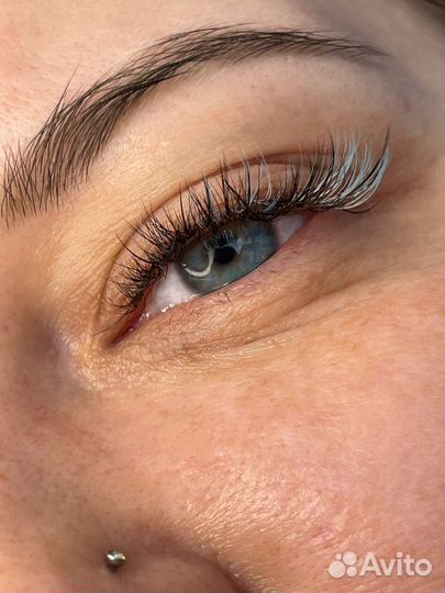 Наращивание ресниц/Архитектура бровей
