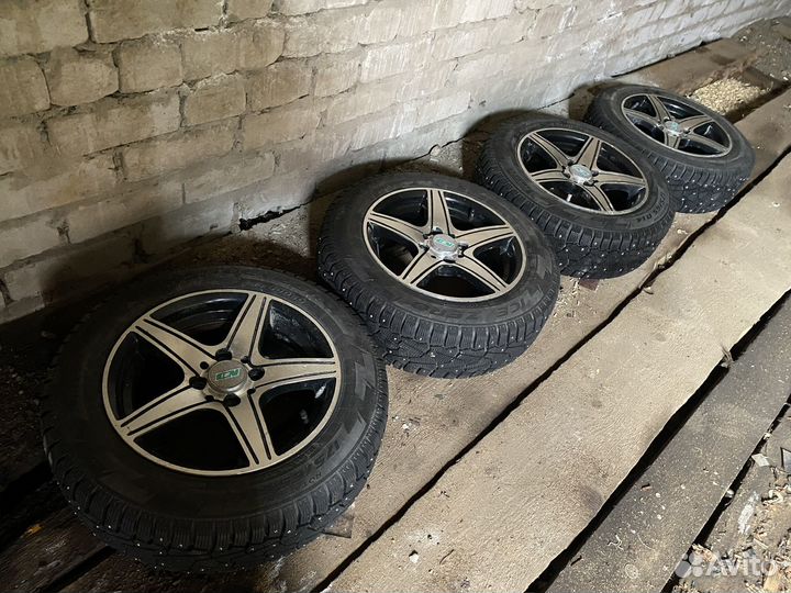 Зимние колеса R14