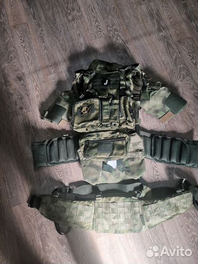 Бронежилет(плитник, плитоносец)
