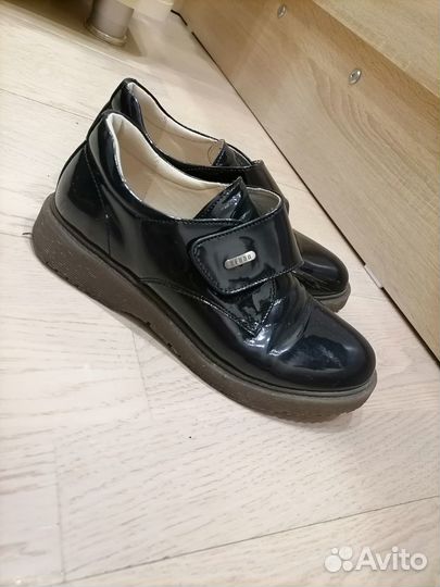 Туфли на девочку 35 размер