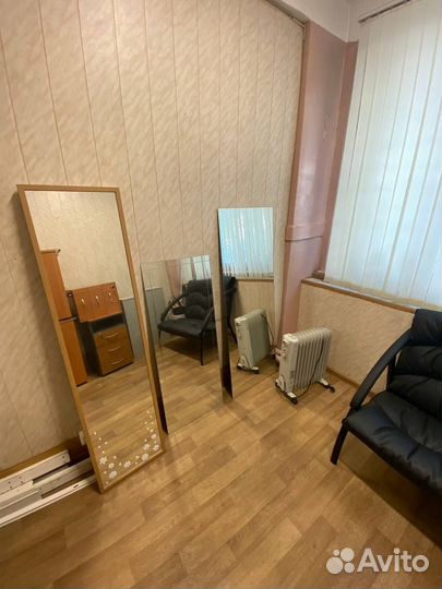 Офисная мебель б/у. Столы, тумбы, шкафы и т.д