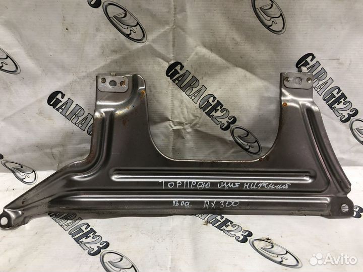 Нижний щит торпедо Lexus Rx 300