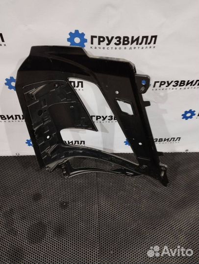 Окантовка левой фары Volvo FM5 84407376
