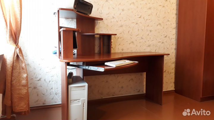 Компьютерный стол бу