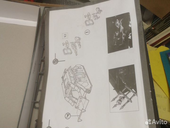 Warhammer 40000 rhino