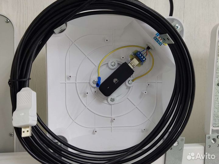 Модем 3372 и усилитель Интернета 15дб с витой паро