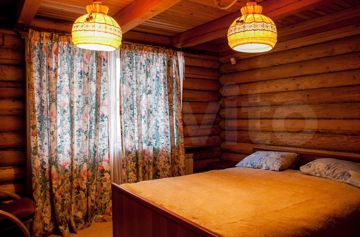 Коттедж 300 м² на участке 100 сот.