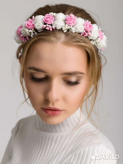 Ободок и украшение на руку